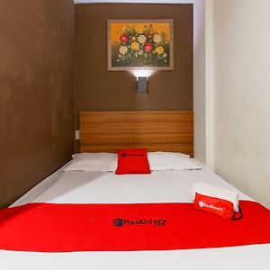 Kamar double anggaran